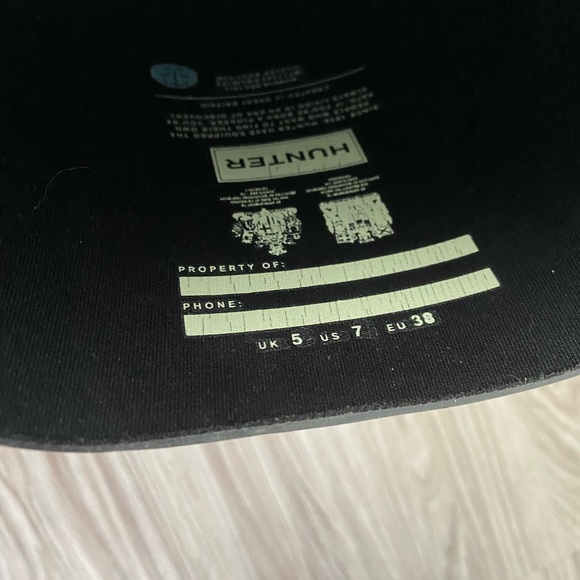 Tall matte black hunter rain boots - Picture 3 of 3